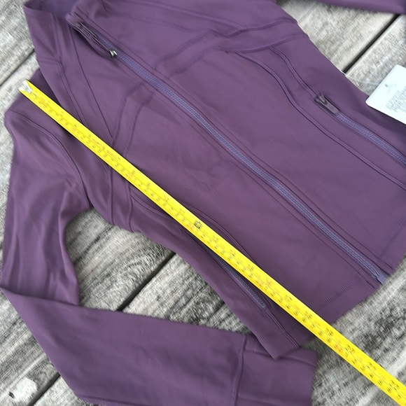 Lululemon Define Cropped Jacket Nulu Grape Thistle NWT SIZE 2 🍇 - Picture 4 of 7